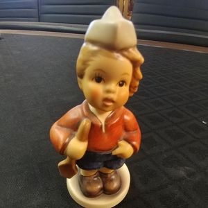 M.I. Hummel "First Mate" #2148/b